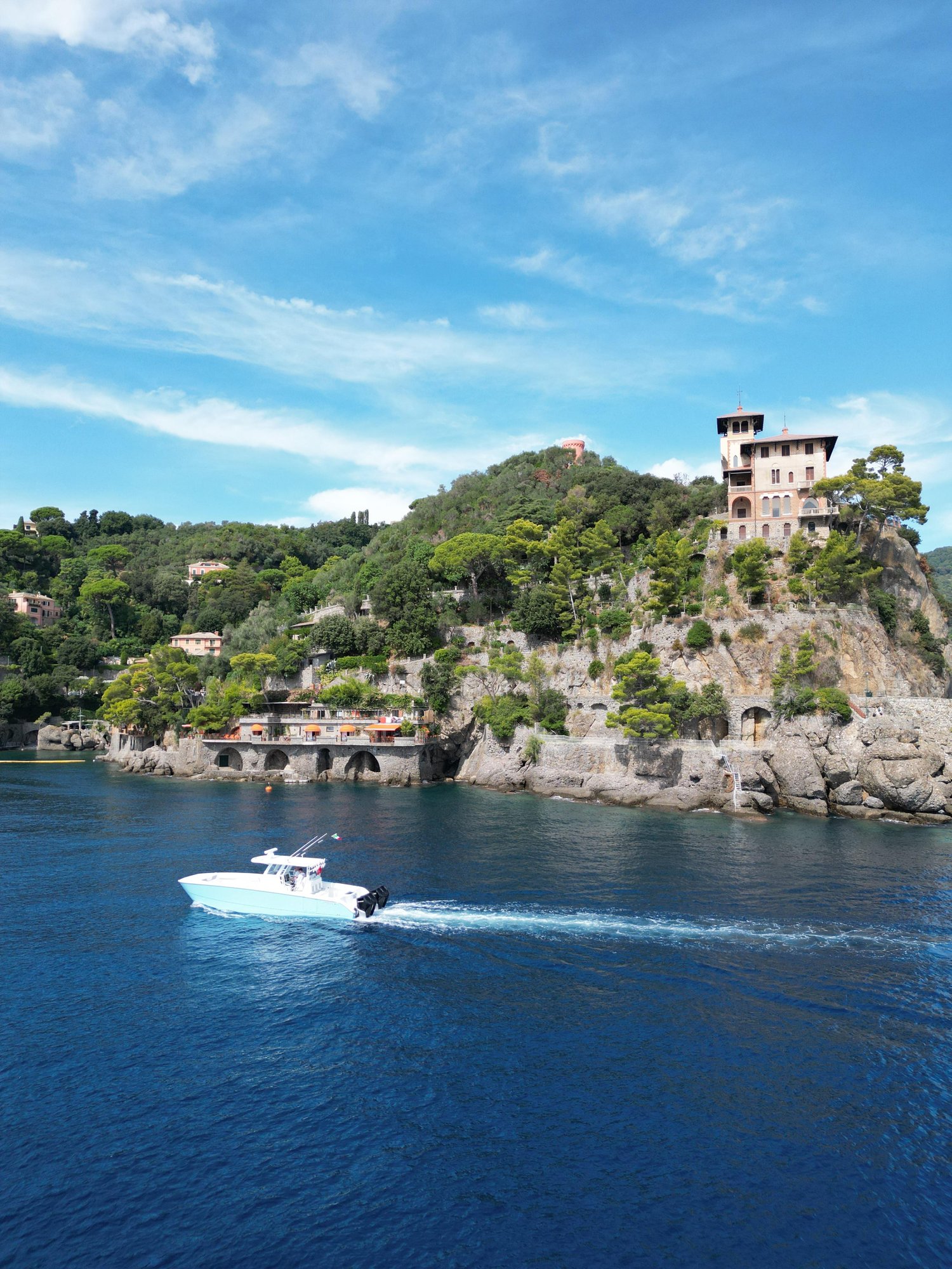 37' Invincible Center Console Sportfishing Catamaran in Portofino Italy